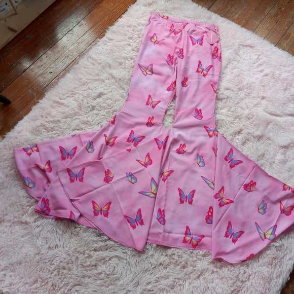 LAST 1! Fit&flare SUPER BELLS! Kawaii slightly sheer dolls kill 🦋  bellbottoms - Picture 8 of 16